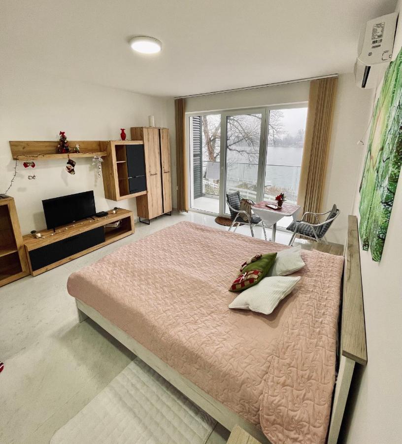 Lake View Tasic Veliko Gradište Екстериор снимка