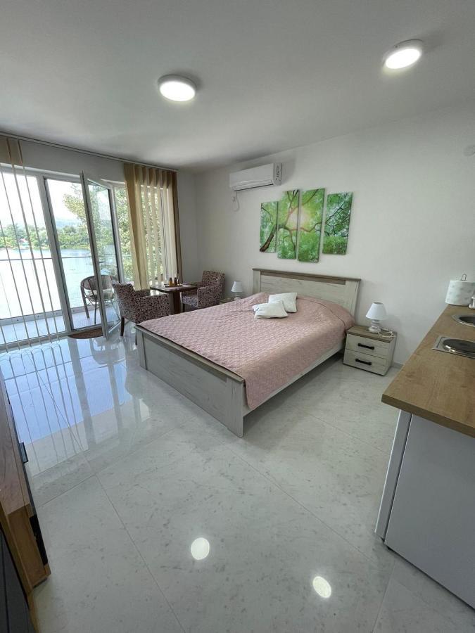 Lake View Tasic Veliko Gradište Екстериор снимка